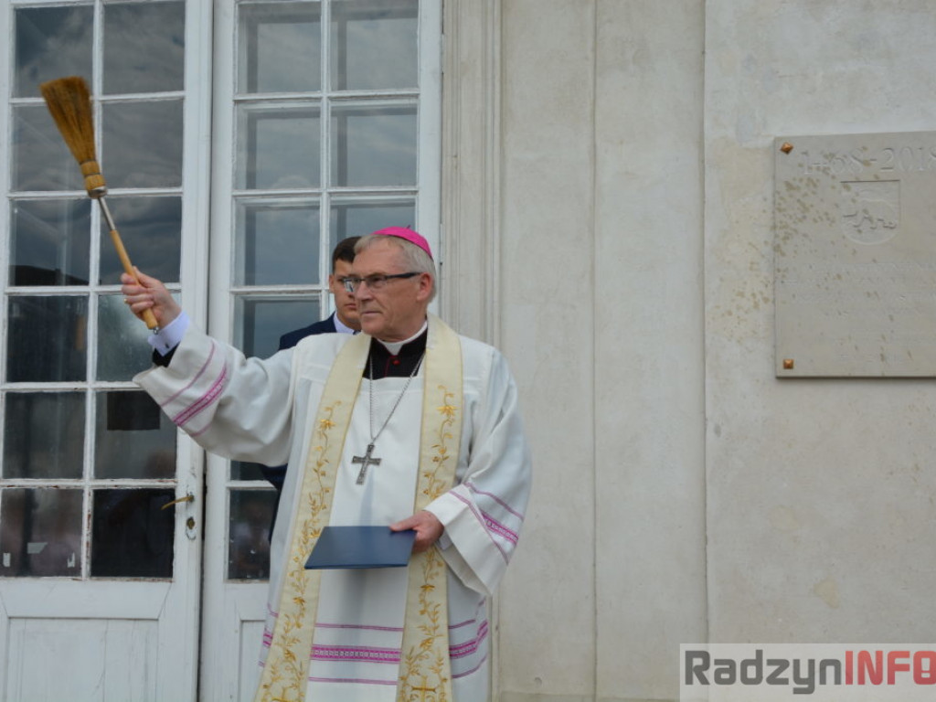 Odsłonięto pamiątkową tablicę na Pałacu Potockich