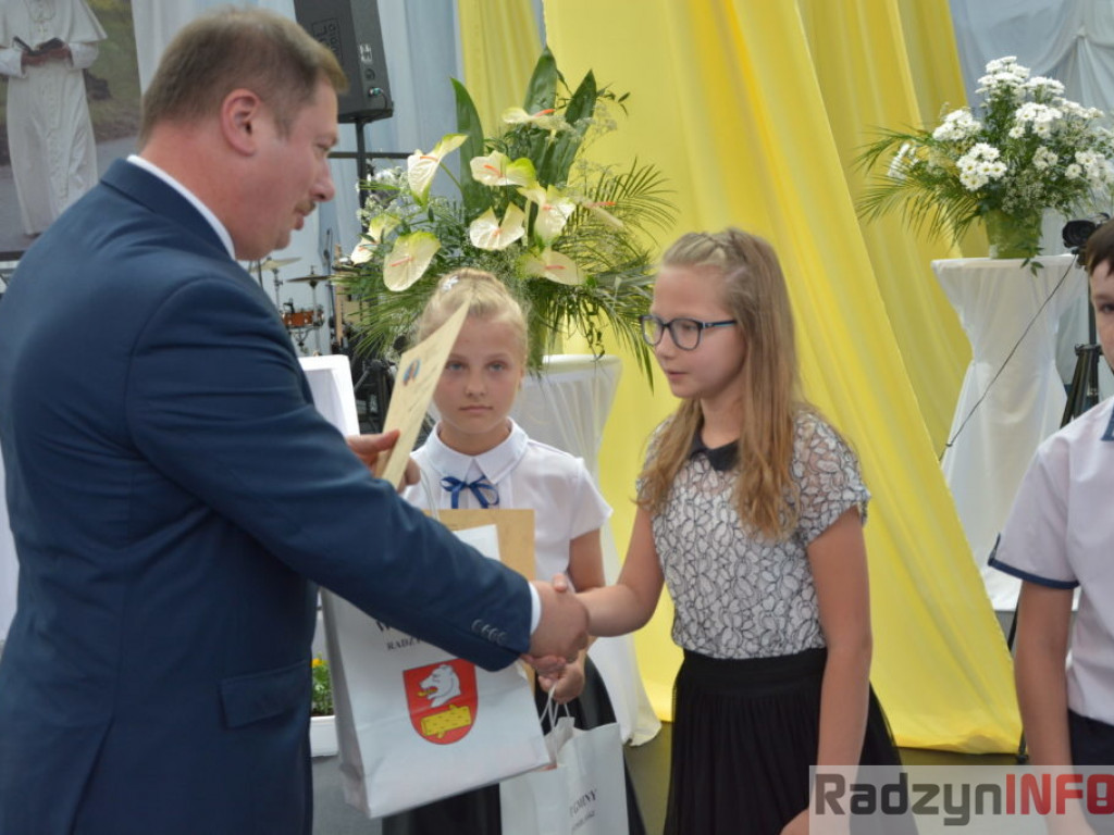 Idźmy w przyszłość z Nadzieją! Święto szkół im. Jana Pawła II w ZSP