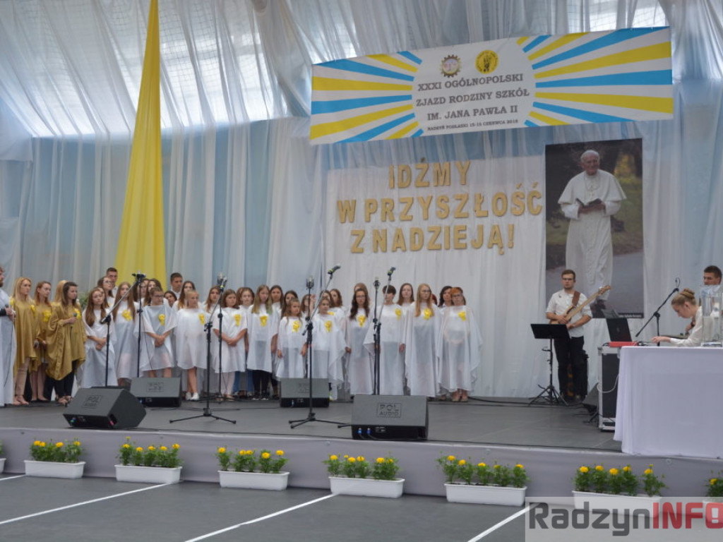Idźmy w przyszłość z Nadzieją! Święto szkół im. Jana Pawła II w ZSP