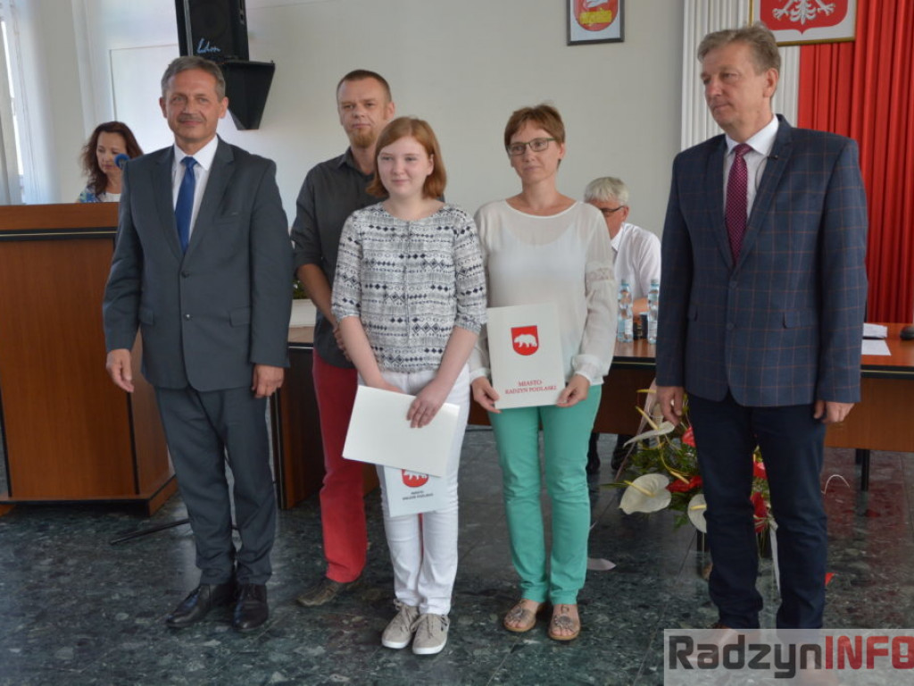 Miasto nagrodziło zwycięzców konkursów szkolnych i olimpiad