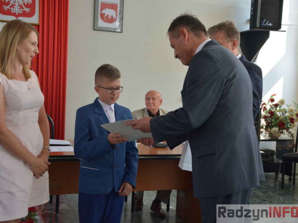 Miasto nagrodziło zwycięzców konkursów szkolnych i olimpiad