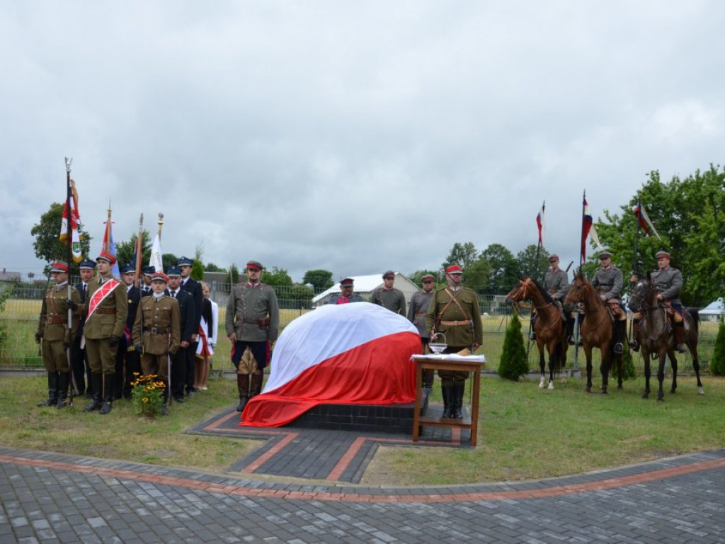 Uroczystość na cześć rotmistrza Zawadzkiego 