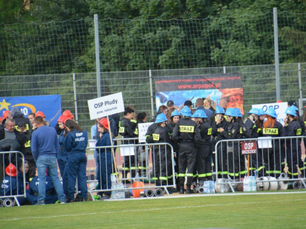 IV miejsce kobiecej drużyny OSP Płudy na  zawodach sportowo-pożarniczych