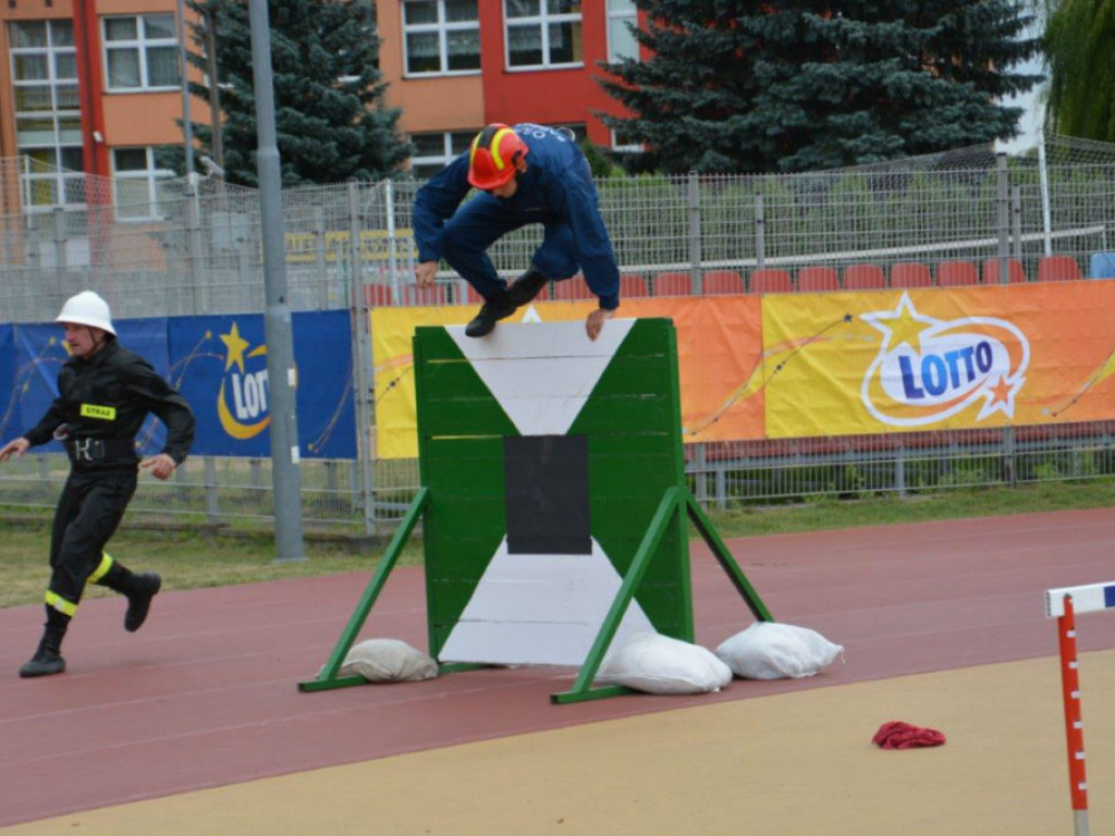 IV miejsce kobiecej drużyny OSP Płudy na  zawodach sportowo-pożarniczych