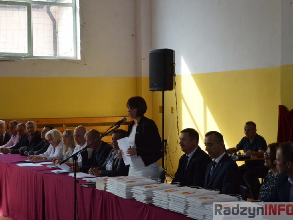 Najlepsi uczniowie z Gminy Radzyń nagrodzeni