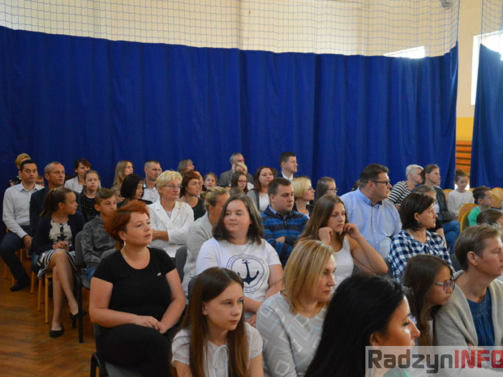 Najlepsi uczniowie z Gminy Radzyń nagrodzeni