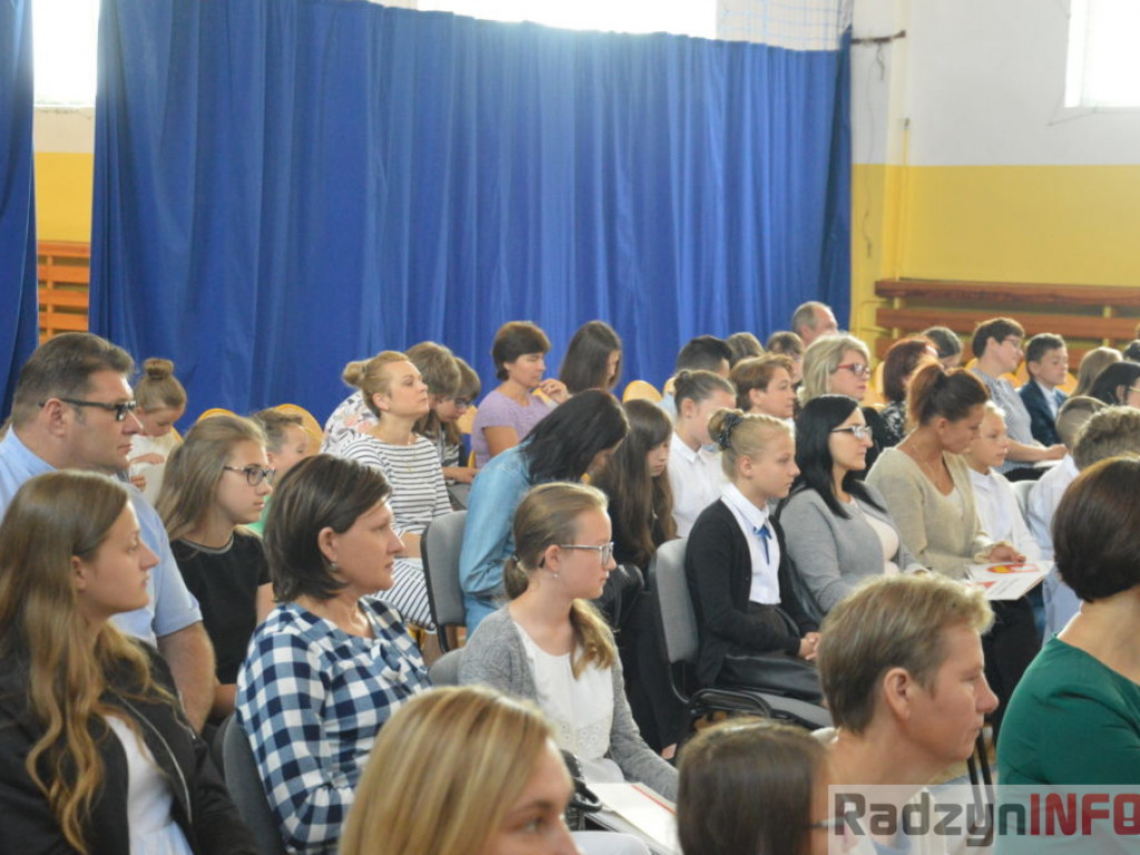 Najlepsi uczniowie z Gminy Radzyń nagrodzeni