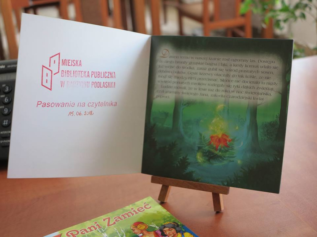 Nowi czytelnicy w Miejskiej Bibliotece Publicznej im. Zenona Przesmyckiego
