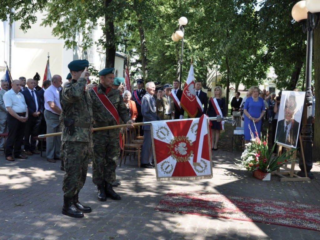 Upamiętnienie śp. redaktora Jana Kołkowicza