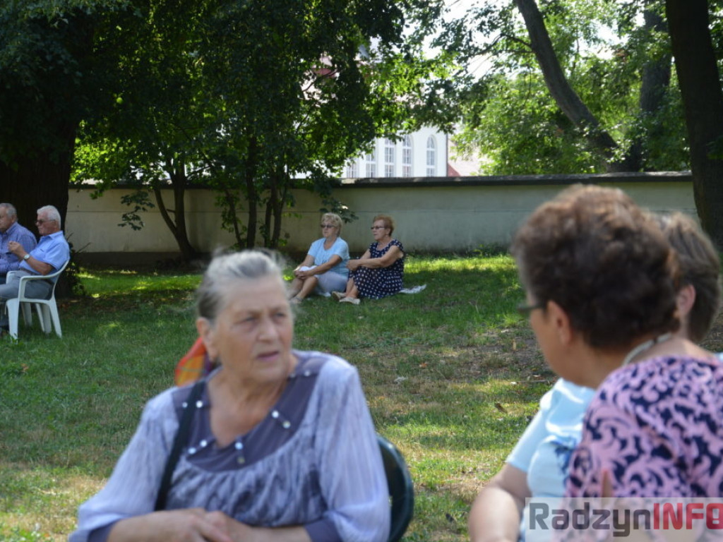 Skąpani w słońcu