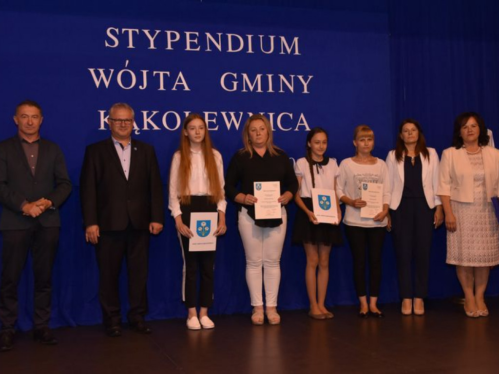 Stypendia Wójta Gminy Kąkolewnica