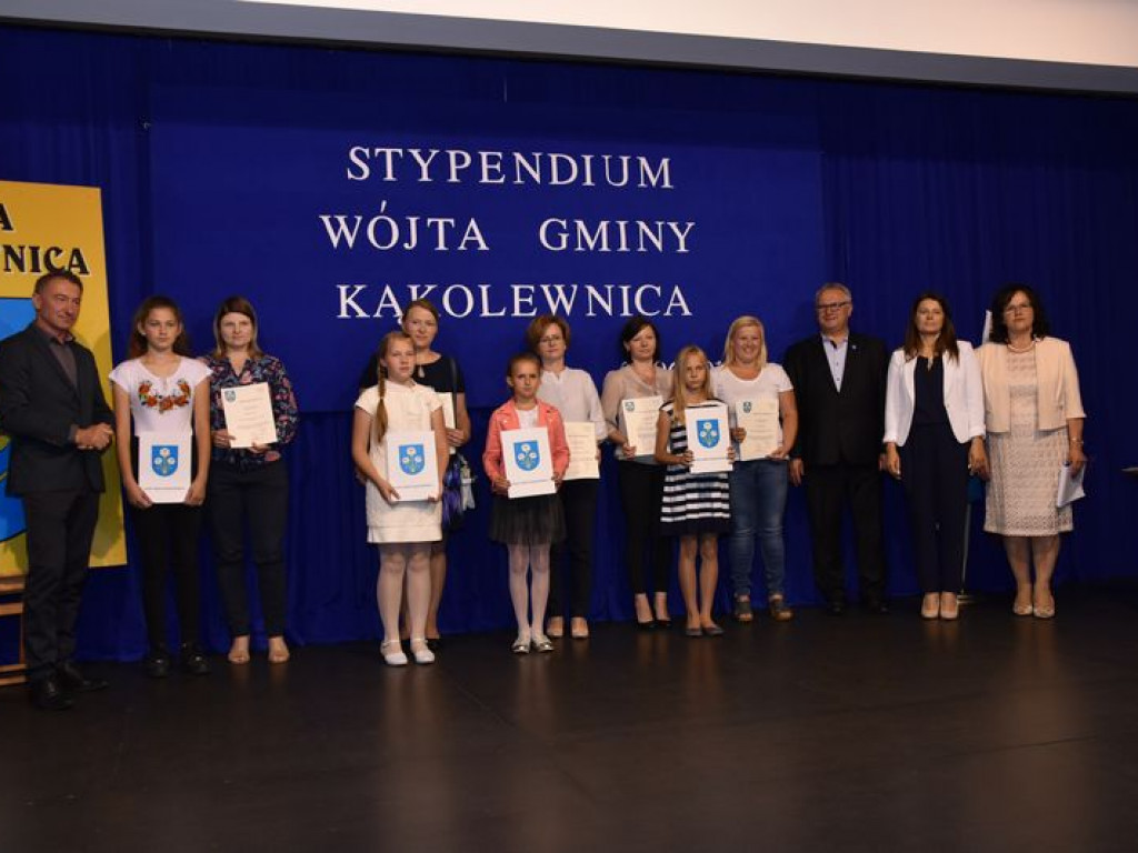 Stypendia Wójta Gminy Kąkolewnica