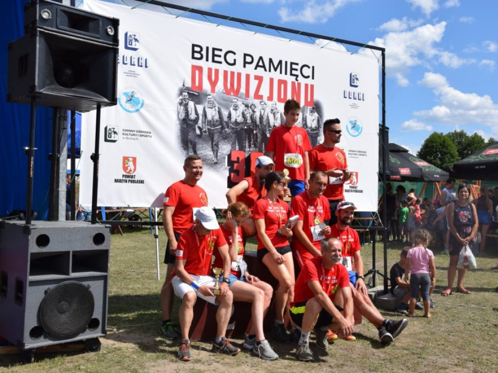 Rywalizacja dzieci i podsumowanie III Biegu Pamięci Dywizjonu 303