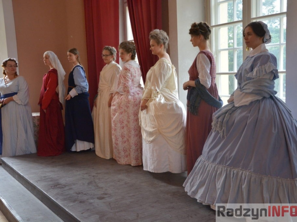 Od Grota z Ostrowa do Napoleona, czyli pokaz mody historycznej