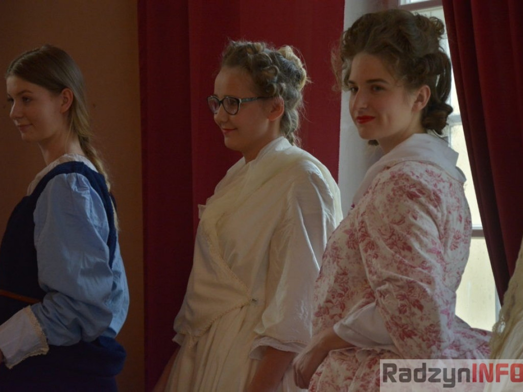 Od Grota z Ostrowa do Napoleona, czyli pokaz mody historycznej