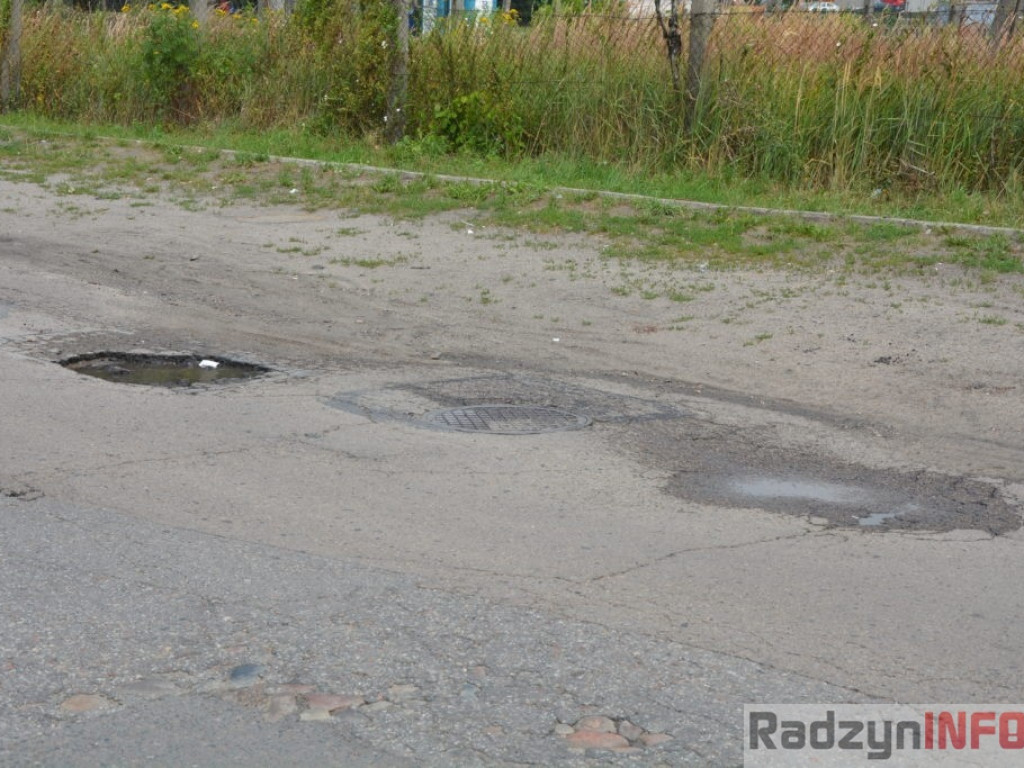 Targ dziurami stoi, czyli plac i ul. Targowa