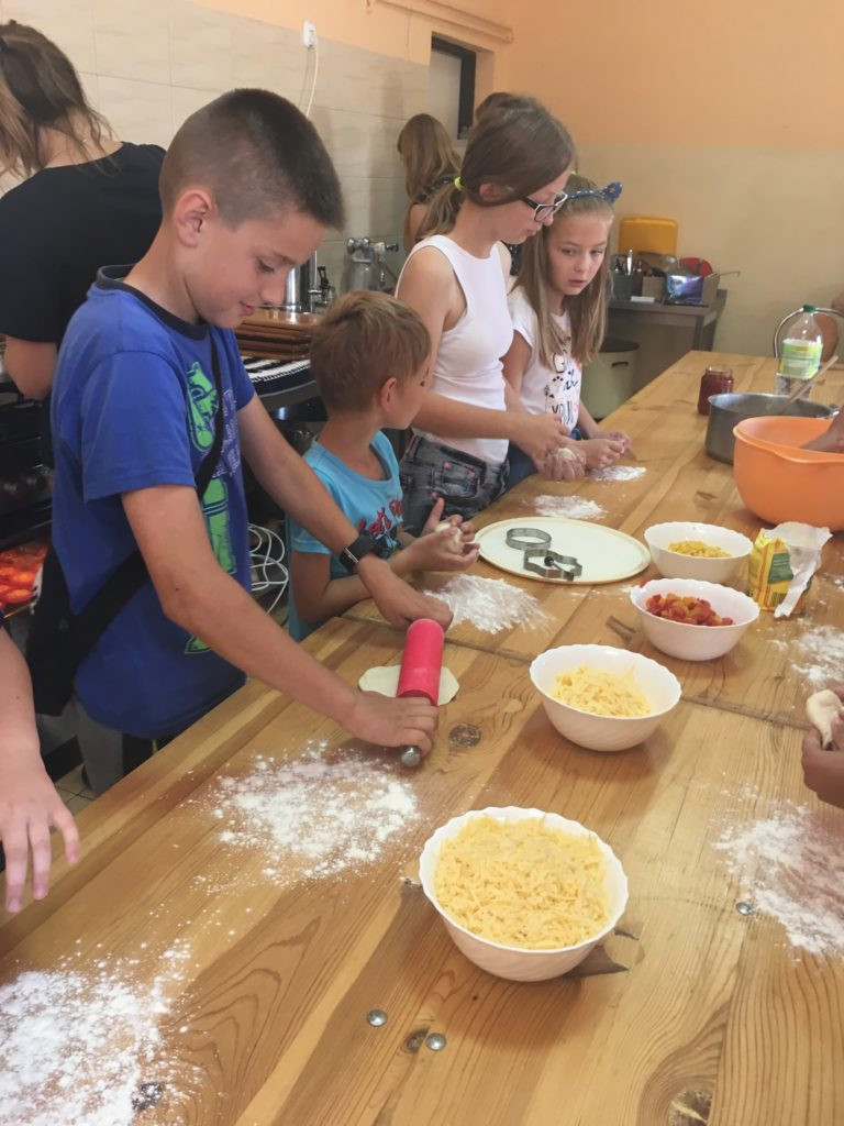 Kolorowe Wakacje w Gminnym Ośrodku Kultury i Sportu