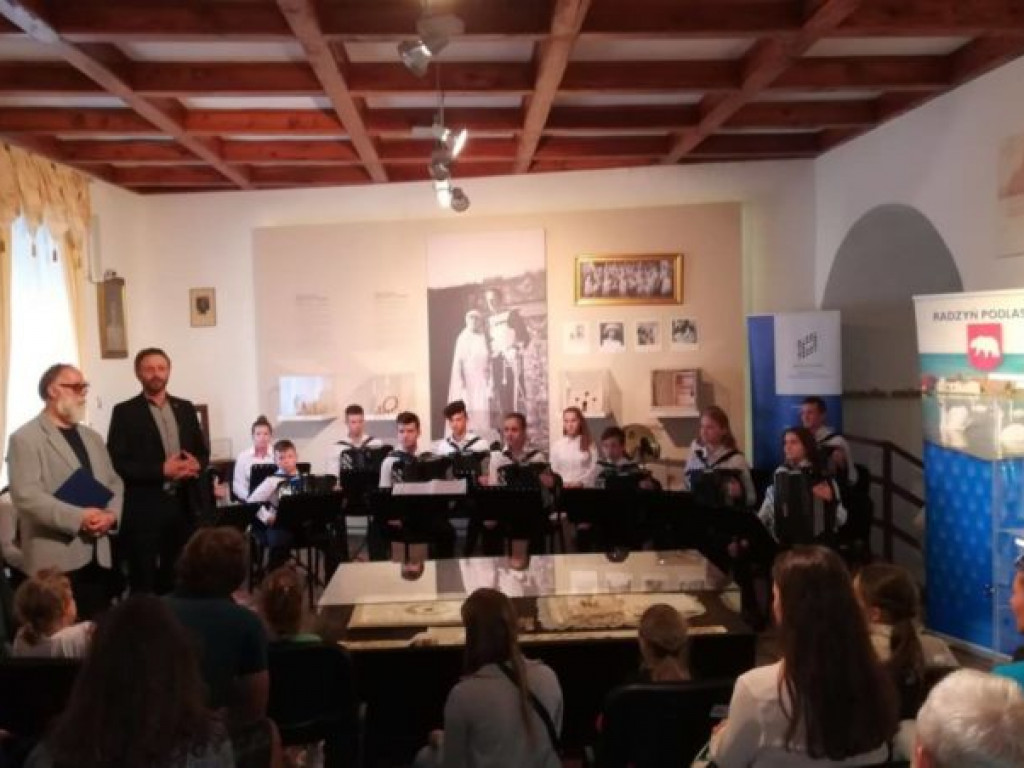 Arti Sentemo na wakacyjnym szlaku