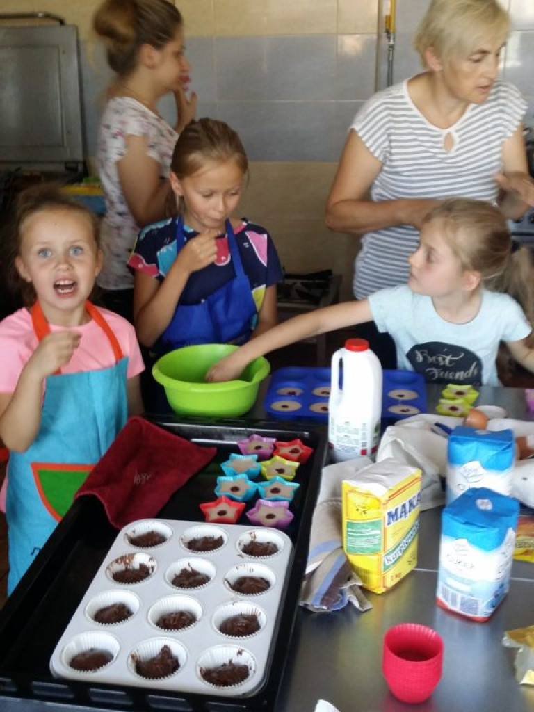 Kolorowy lipiec w Gminnym Ośrodku Kultury i Sportu