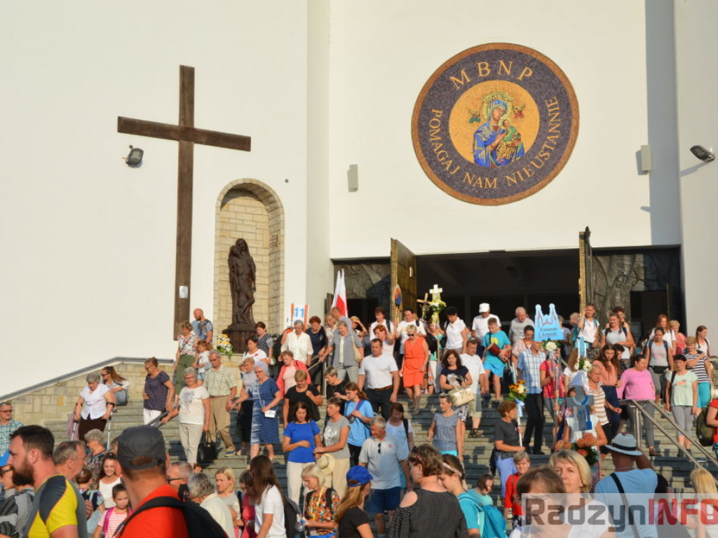 Pątnicy wyruszyli w dalszą drogę