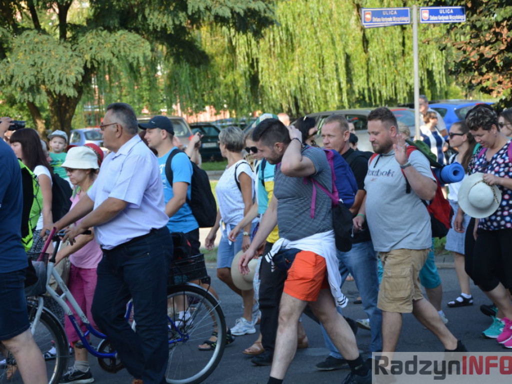 Pątnicy wyruszyli w dalszą drogę