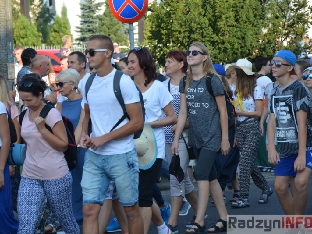 Pątnicy wyruszyli w dalszą drogę