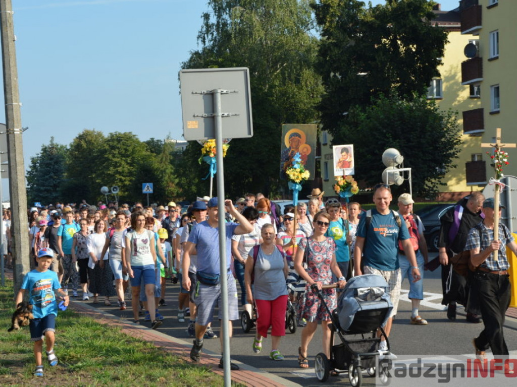 Pątnicy wyruszyli w dalszą drogę