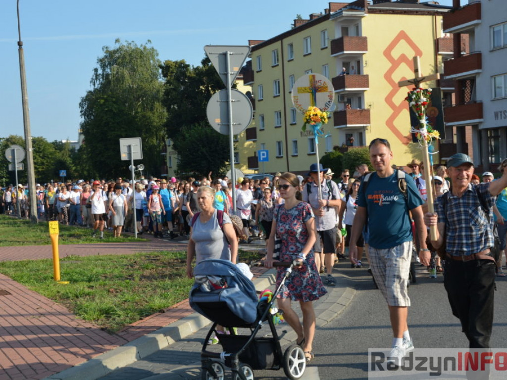 Pątnicy wyruszyli w dalszą drogę