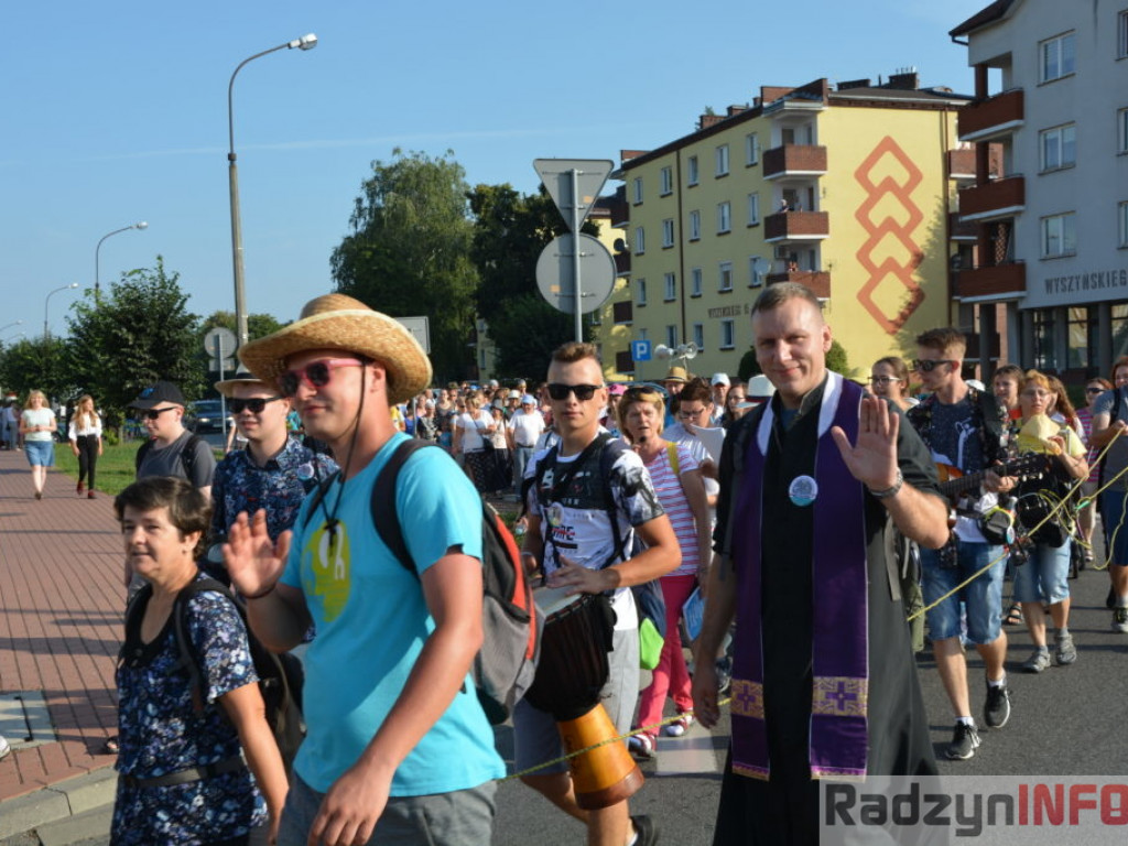Pątnicy wyruszyli w dalszą drogę