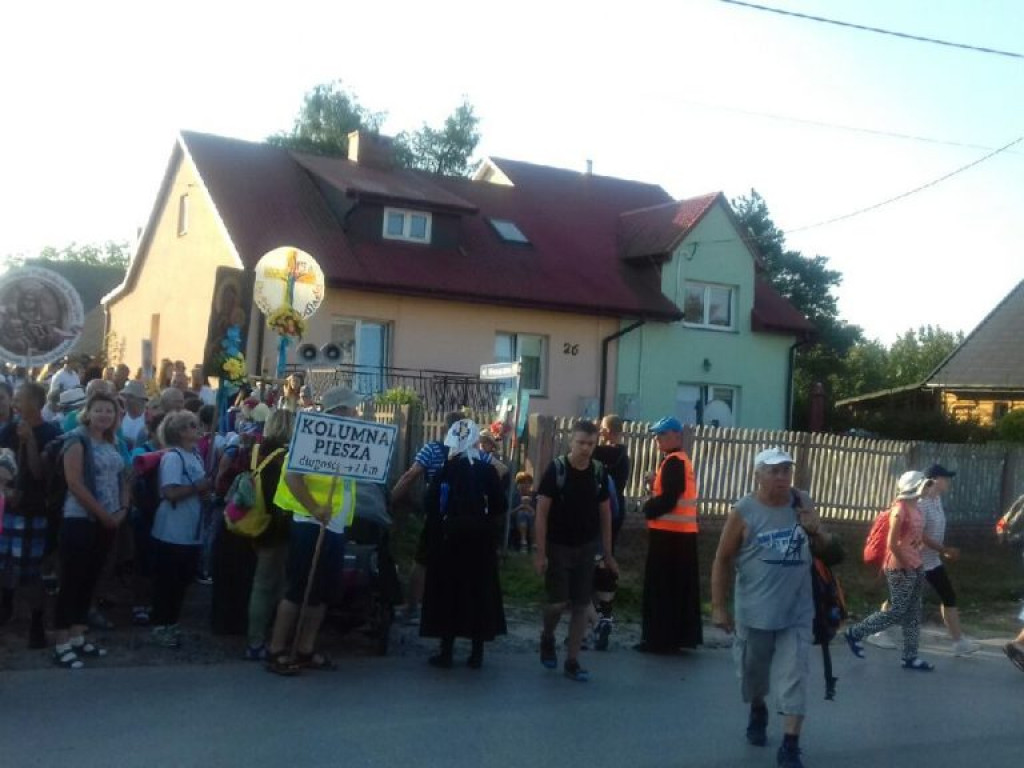 Z modlitwą i śpiewem na ustach, dzień VIII