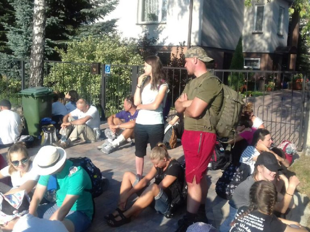 Z modlitwą i śpiewem na ustach, dzień VIII