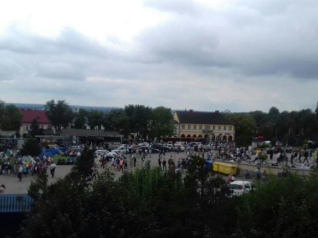 W domu Matki Bożej Częstochowskiej, dzień XIII