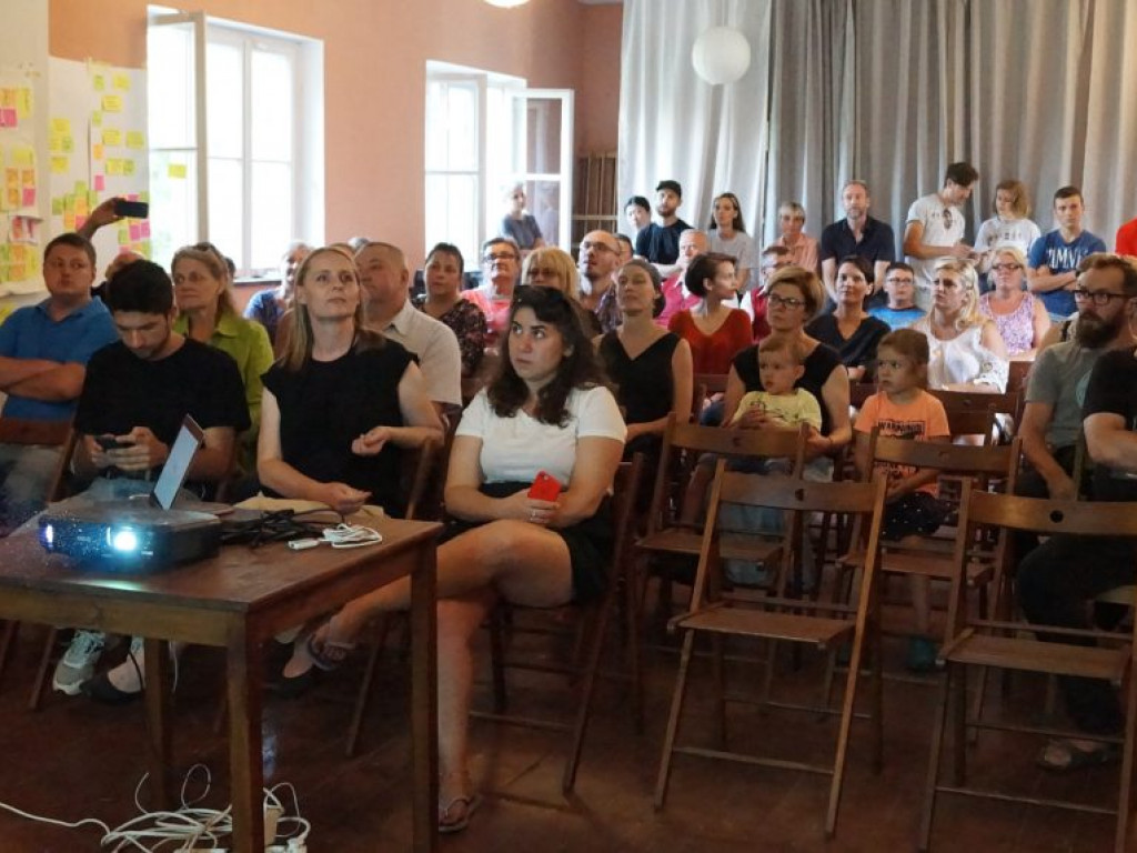 Zasiać ziarno otwarcia na drugiego człowieka i troski o lokalną społeczność