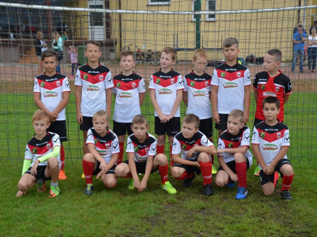 Pożegnali wakacje Międzypowiatowym turniejem piłkarskim