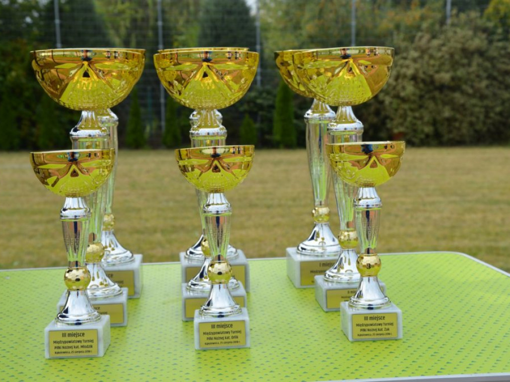 Pożegnali wakacje Międzypowiatowym turniejem piłkarskim