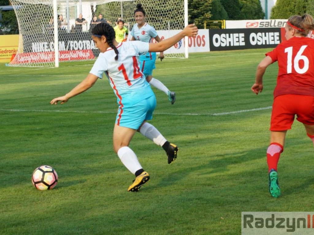 Polki potrafią kopać