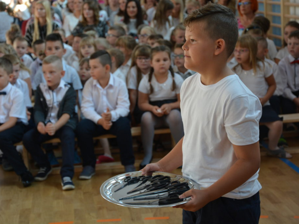 W nowy rok z nową halą - rozpoczęcie roku szkolnego w SP nr 2