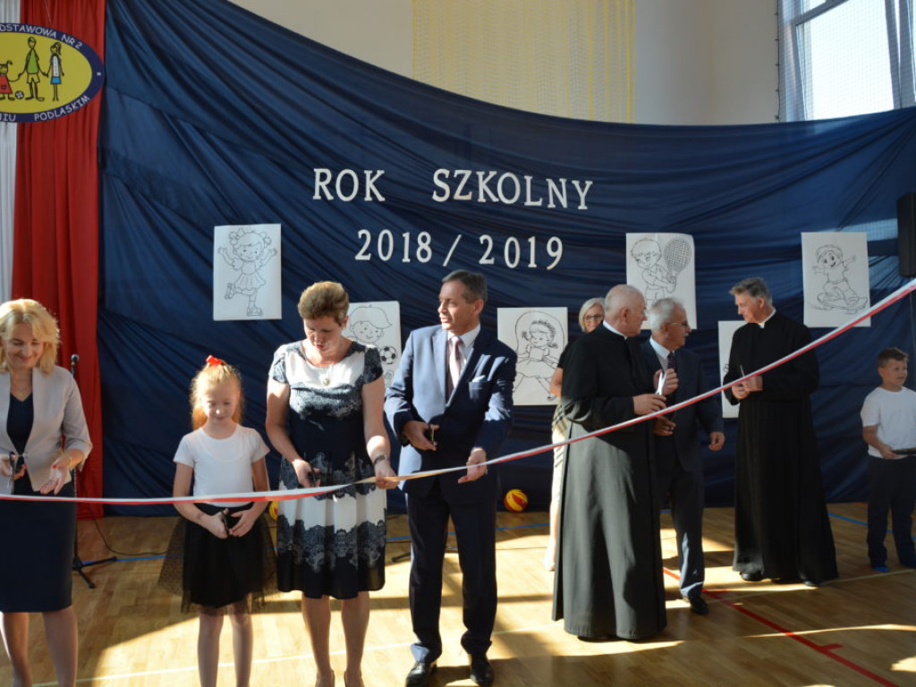 W nowy rok z nową halą - rozpoczęcie roku szkolnego w SP nr 2