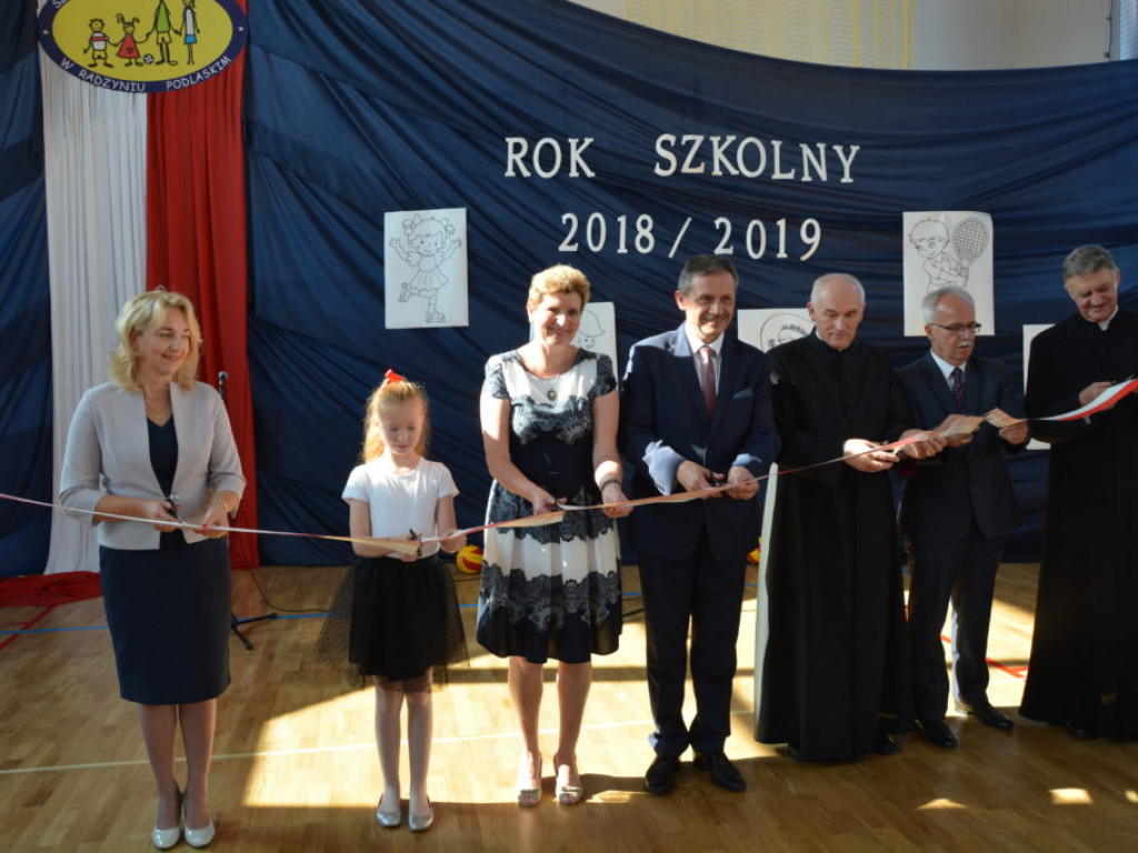 W nowy rok z nową halą - rozpoczęcie roku szkolnego w SP nr 2
