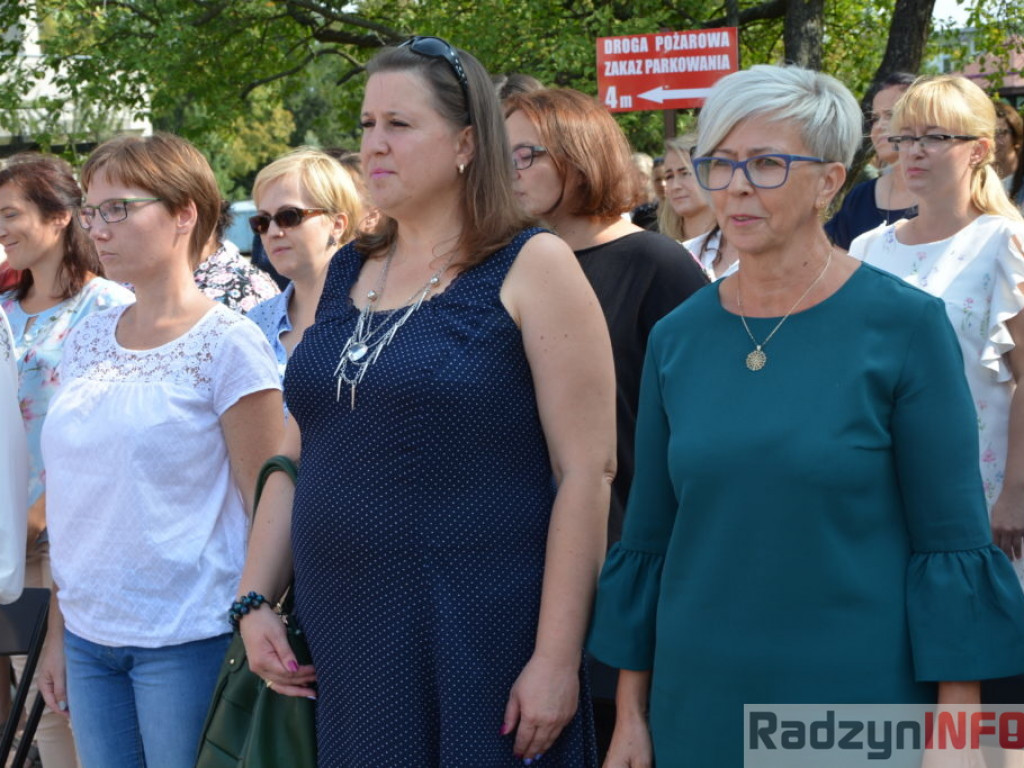 Czas pożegnań, czyli rozpoczęcie roku szkolnego w SOSW