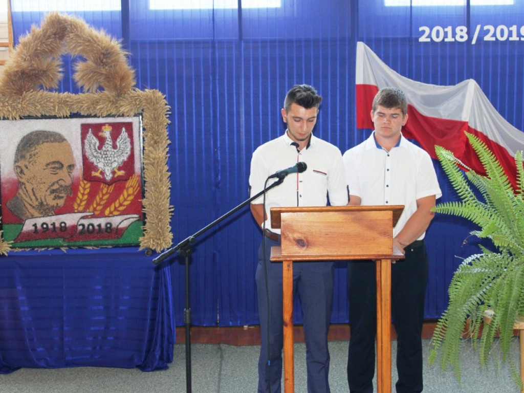 Rozpoczęcie roku szkolnego w ZSR w Woli Osowińskiej