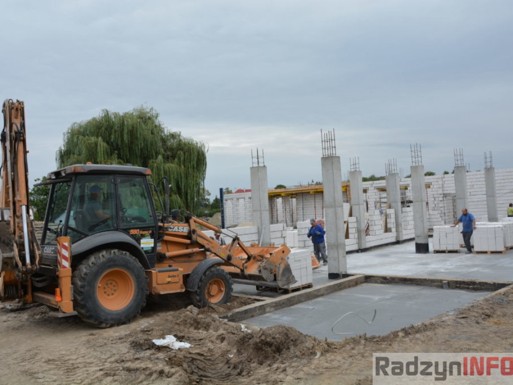 Postępy w budowie warsztatów przy ZSP