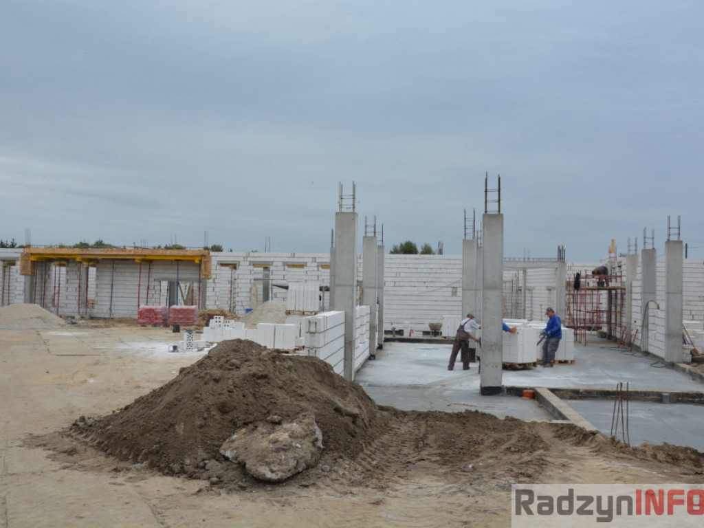 Postępy w budowie warsztatów przy ZSP