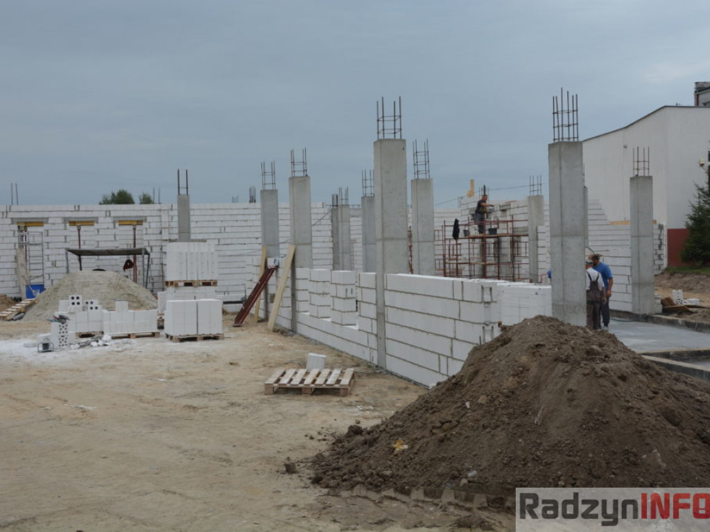 Postępy w budowie warsztatów przy ZSP