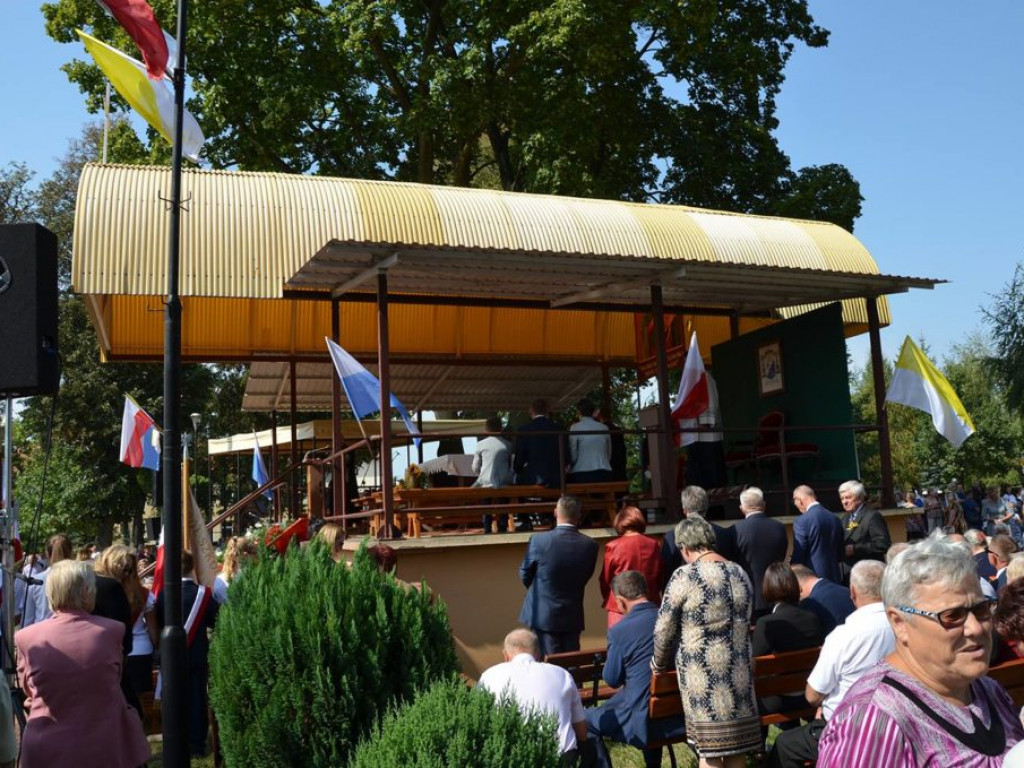 Dożynki diecezjalne w Woli Gułowskiej