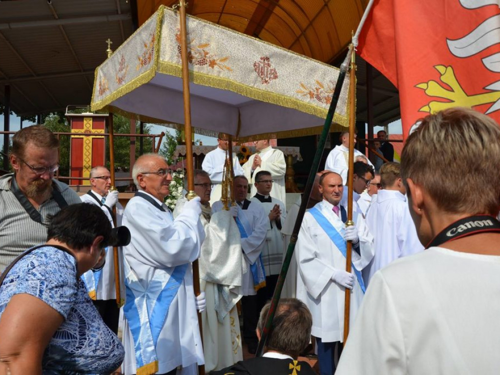 Dożynki diecezjalne w Woli Gułowskiej