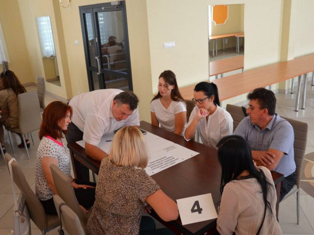 Debata o stanie i przyszłości przedszkoli i szkół