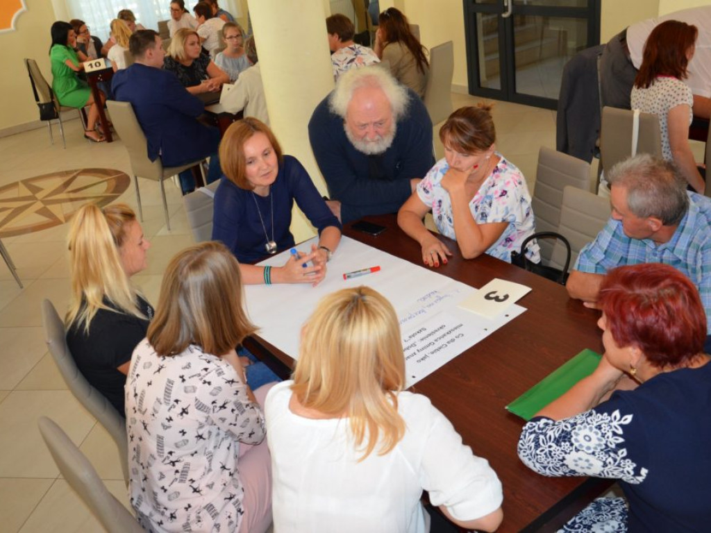 Debata o stanie i przyszłości przedszkoli i szkół