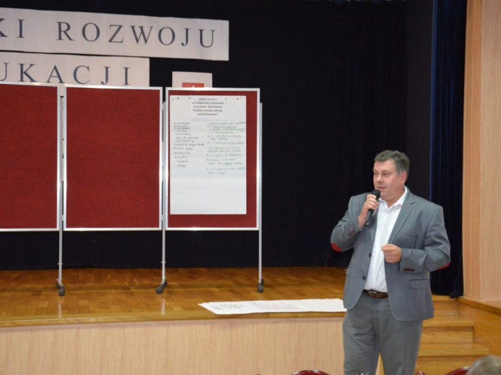 Debata o stanie i przyszłości przedszkoli i szkół