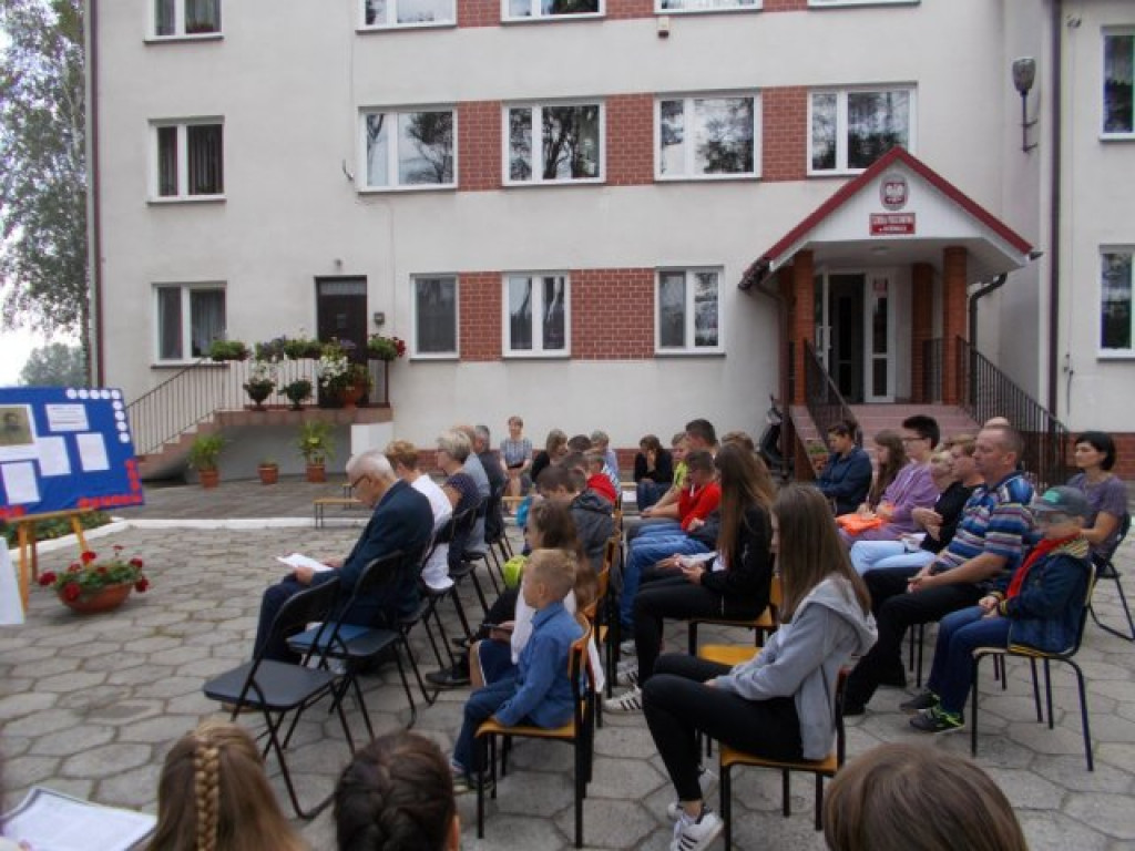 Narodowe Czytanie w Ostrówkach